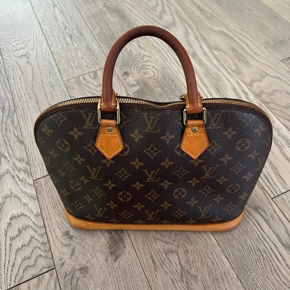 Louis Vuitton Alma PM - Picture 5 of 9